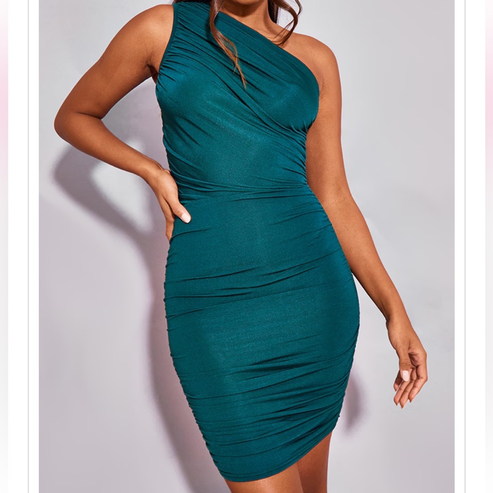 Emerald Green Slinky Ruched One Shoulder Bodycon Dress